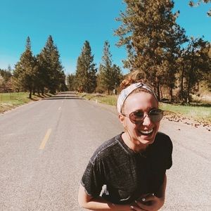 Meet your Posher, Camryn